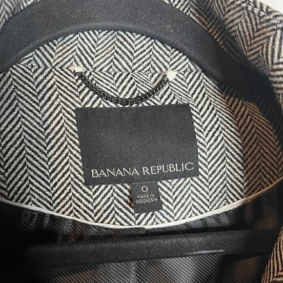 Banana Republic herringbone zip up jacket - Picture 3 of 5